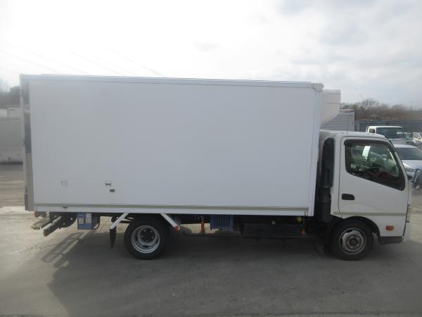 photo of SKG-XZU710