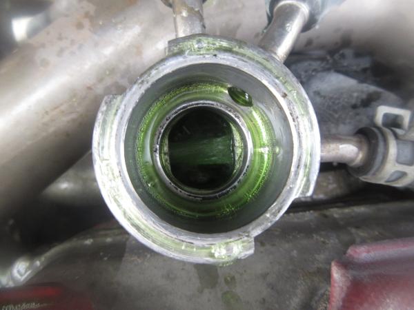 photo of SKG-XZU710