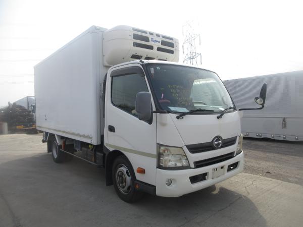 photo of SKG-XZU710